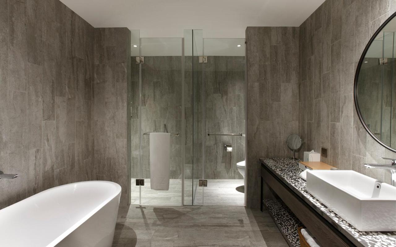 Cozzi Blu Otel Zhongli Dış mekan fotoğraf Bathroom